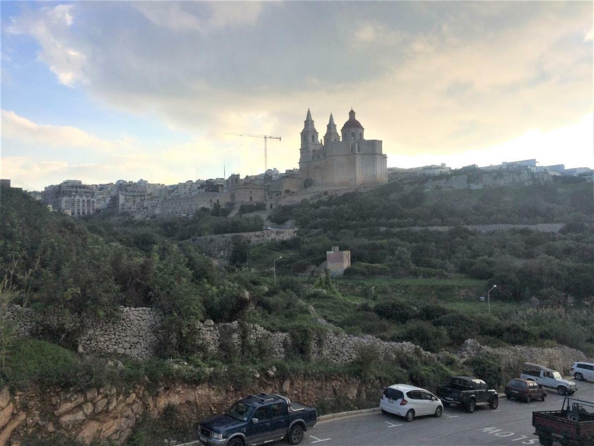 Higlander Apartments Mellieħa Buitenkant foto